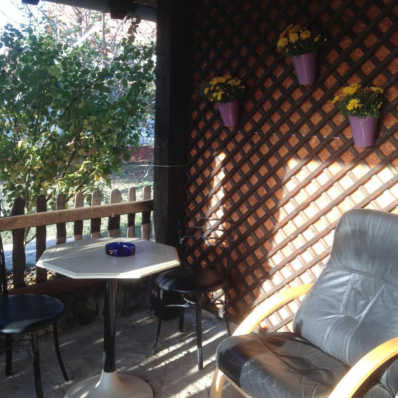 Guest House Rose Смедеревска-Паланка Экстерьер фото